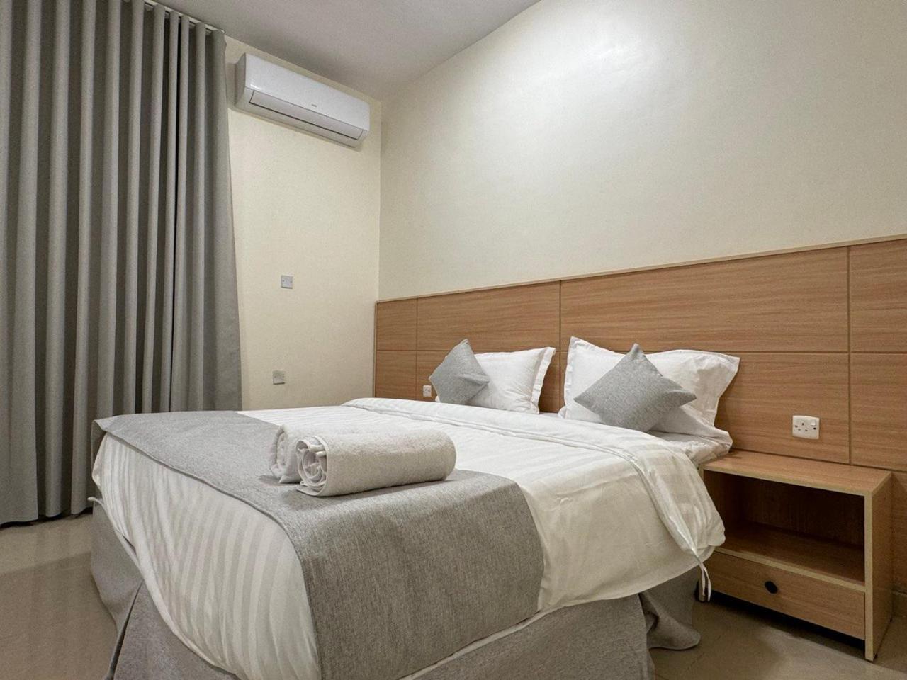 Jwann In Residential Hotel